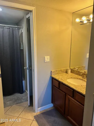 a view of utility room