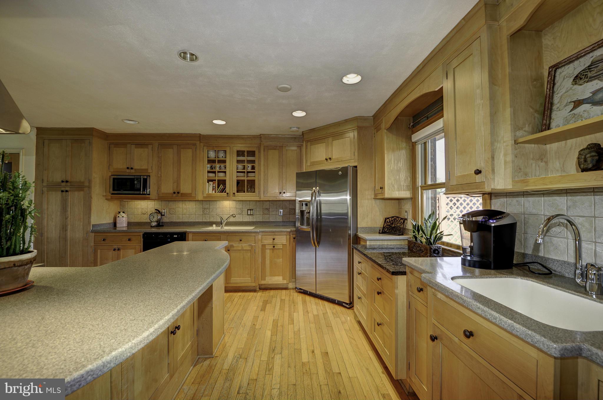 39082 Bolington Road Lovettsville, VA 20180 - Photo 6 of 27 Kitchen