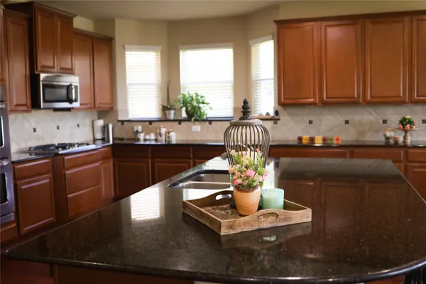 $2,350 | 4710 Tilbury Trail, Richmond, TX 77407