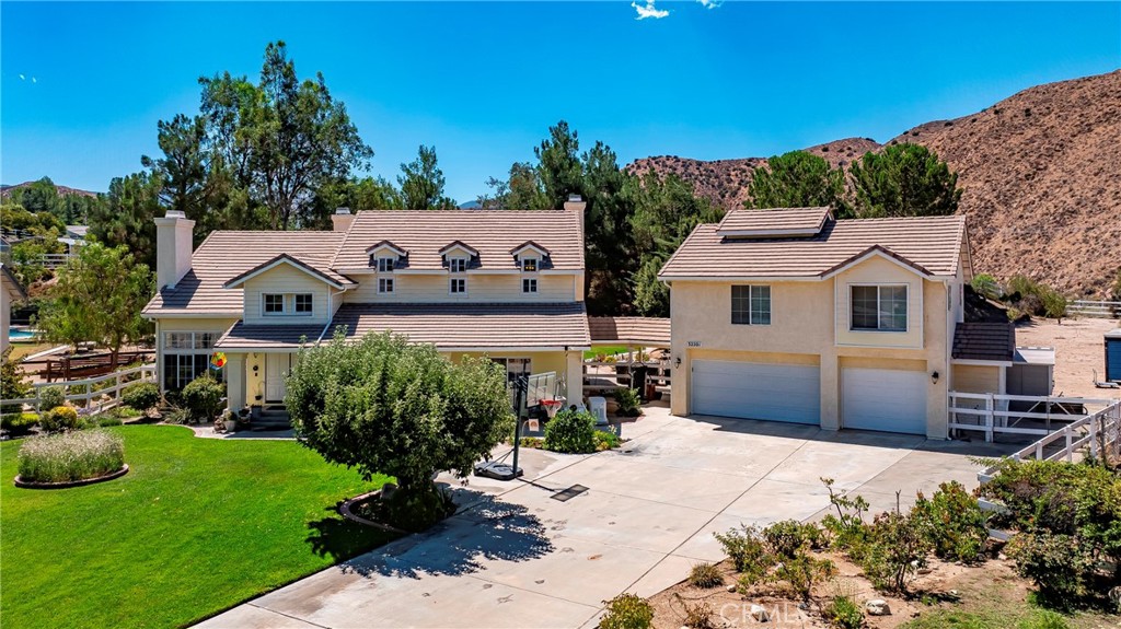 32201 Joaquin Road Acton, CA 93510 - Photo 4 of 75