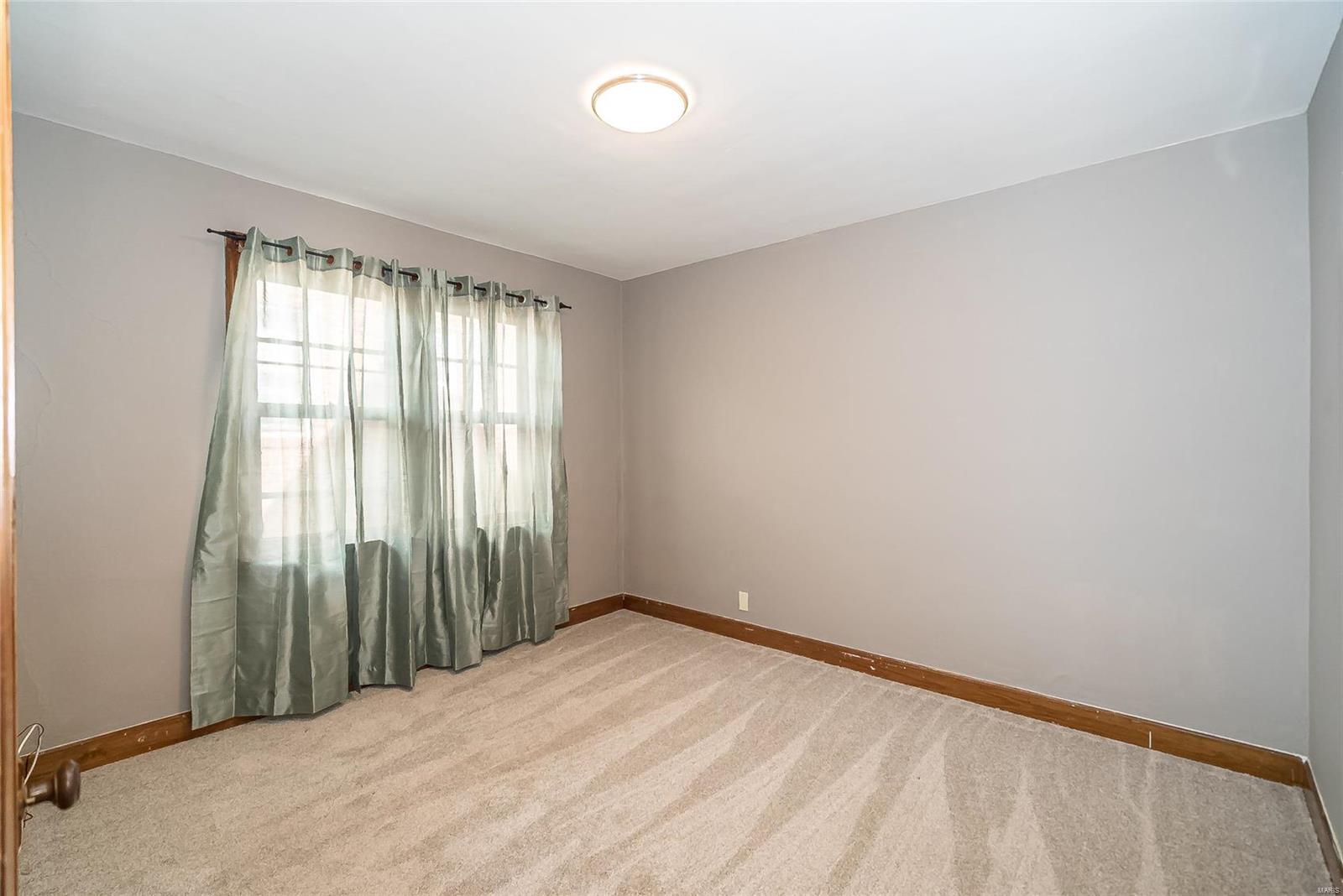 3681 Brown Road St. Louis, MO 63114 - Photo 19 of 26 Gallery Image 19
