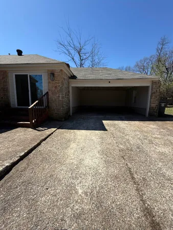 $1,325 | 764 Dunn Avenue, Memphis, TN 38106
