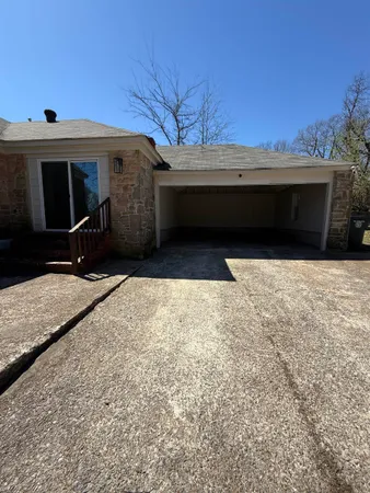 $1,325 | 764 Dunn Avenue, Memphis, TN 38106