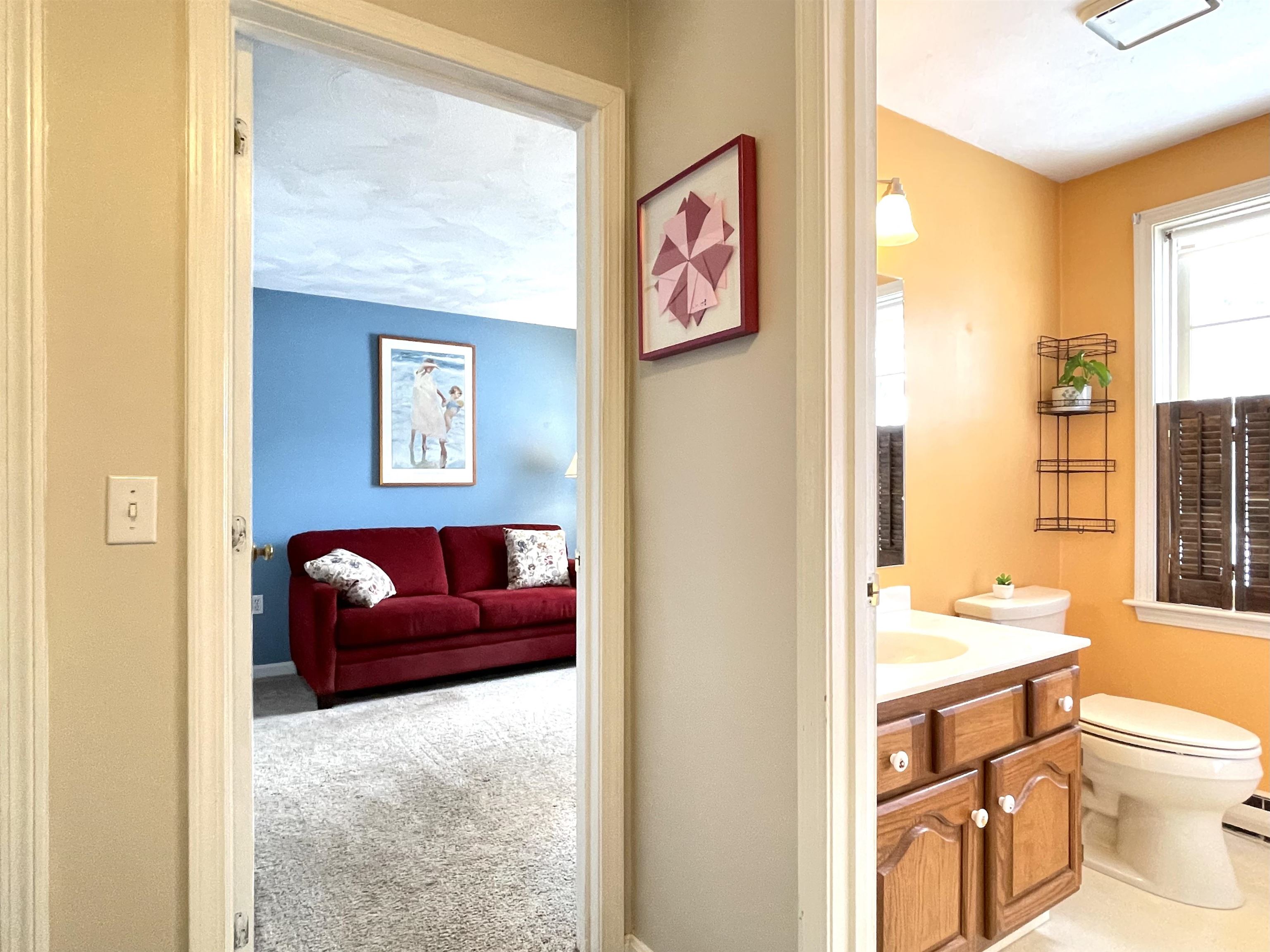 14 Colonial Square, Unit 14 Peterborough, NH 03458 - Photo 36 of 47