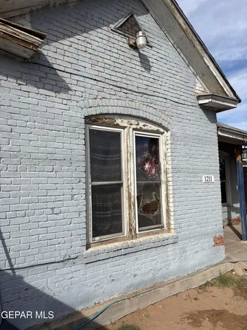 $119,000 | 1211 East Overland Avenue, El Paso, TX 79901