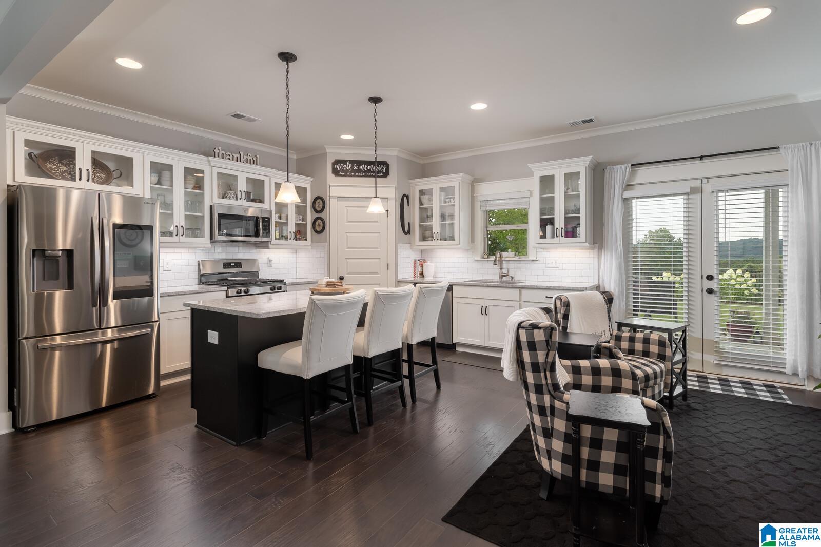 758 Pineview Road Birmingham, AL 35210 - Photo 12 of 48