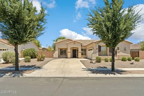 $525,000 | 2924 East Coconino Drive, Gilbert, AZ 85298