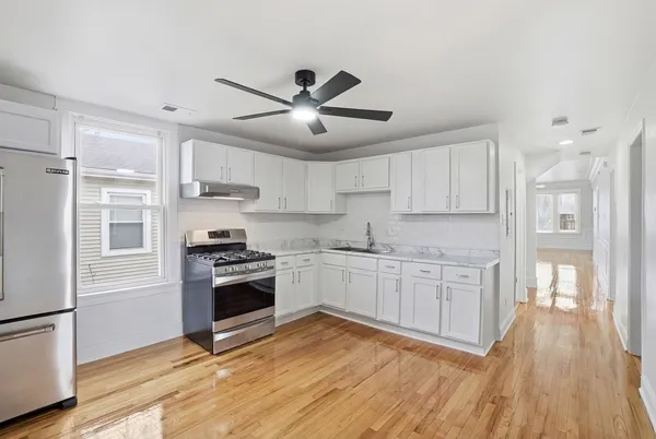 $560,000 | 8705 South Saginaw Avenue, Chicago, IL 60617