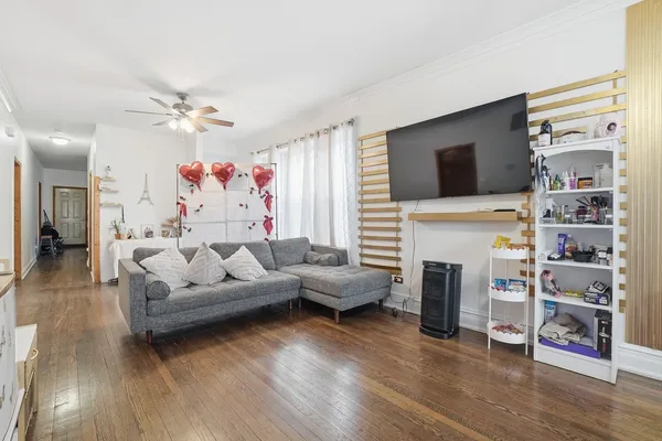 $560,000 | 8705 South Saginaw Avenue, Chicago, IL 60617