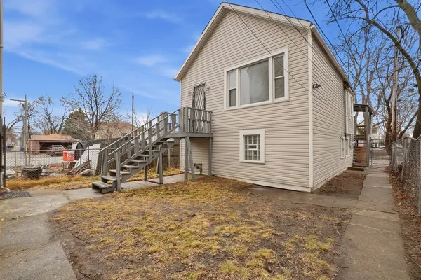 $560,000 | 8705 South Saginaw Avenue, Chicago, IL 60617