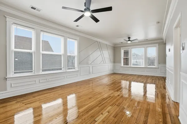 $560,000 | 8705 South Saginaw Avenue, Chicago, IL 60617