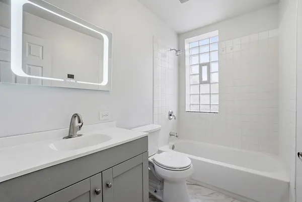 $560,000 | 8705 South Saginaw Avenue, Chicago, IL 60617