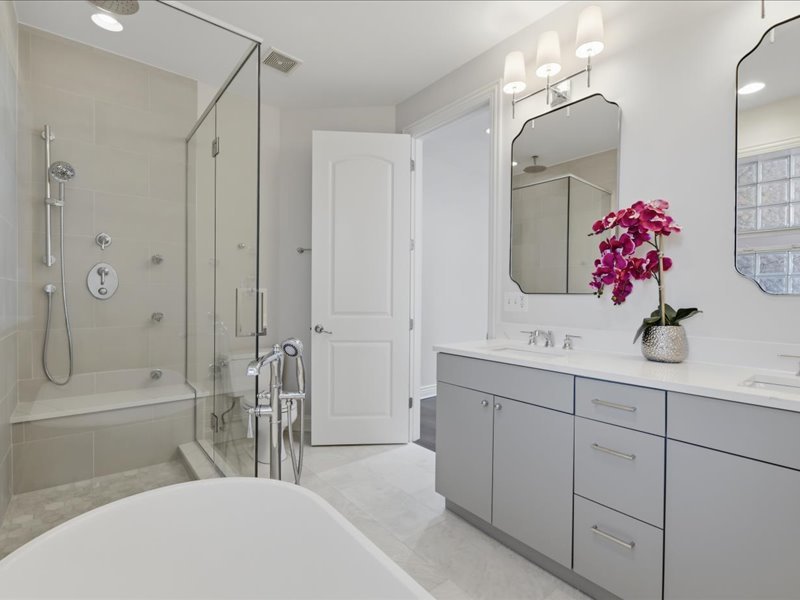 839 South Miller Street, Unit 1 Chicago, IL 60607 - Photo 12 of 40