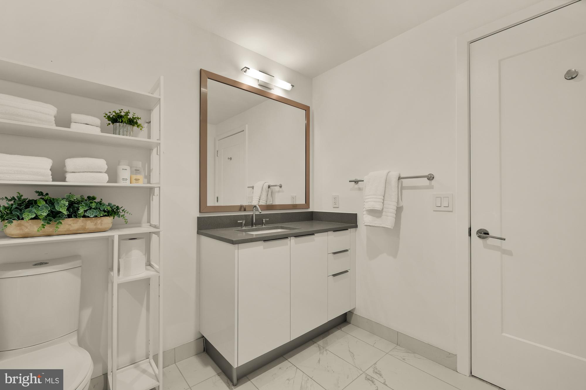 45 Sutton Square Southwest, Unit 906 Washington, DC 20024 - Photo 25 of 40