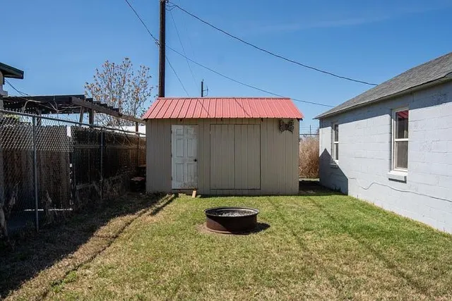 $225,000 | 416 East Bruneau Place, Kennewick, WA 99336