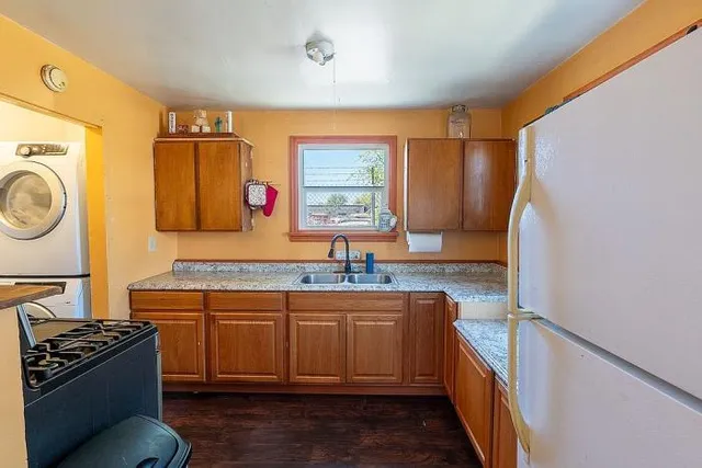 $225,000 | 416 East Bruneau Place, Kennewick, WA 99336