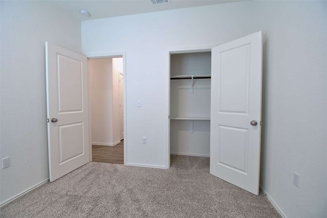 2233 Forgetmenot Lane Pflugerville, TX 78660 - Photo 11 of 28