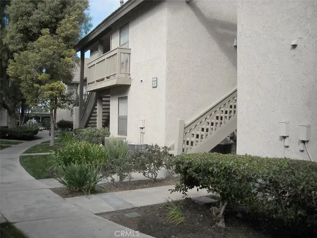 $2,650 | 182 Tangelo, Irvine, CA 92618