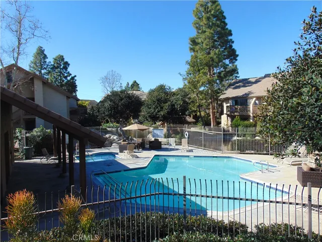 $2,450 | 182 Tangelo, Irvine, CA 92618