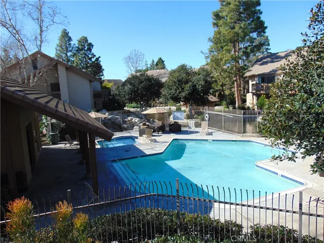 $2,450 | 182 Tangelo, Irvine, CA 92618