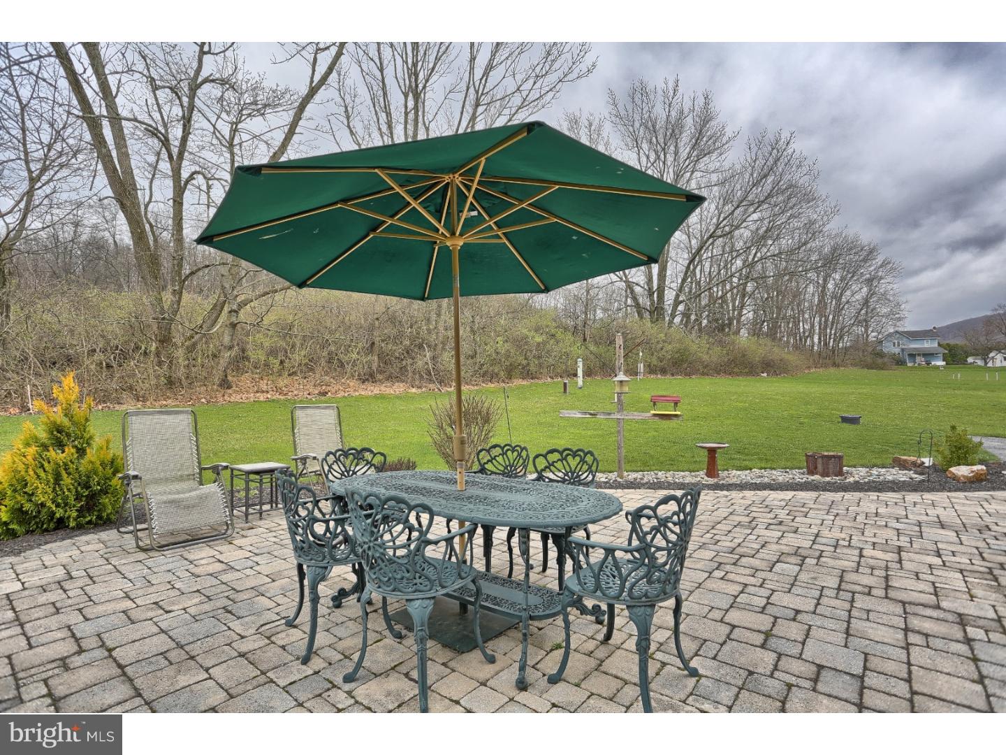 7 Jennifer Court Sinking Spring, PA 19608 - Photo 23 of 25 Patio