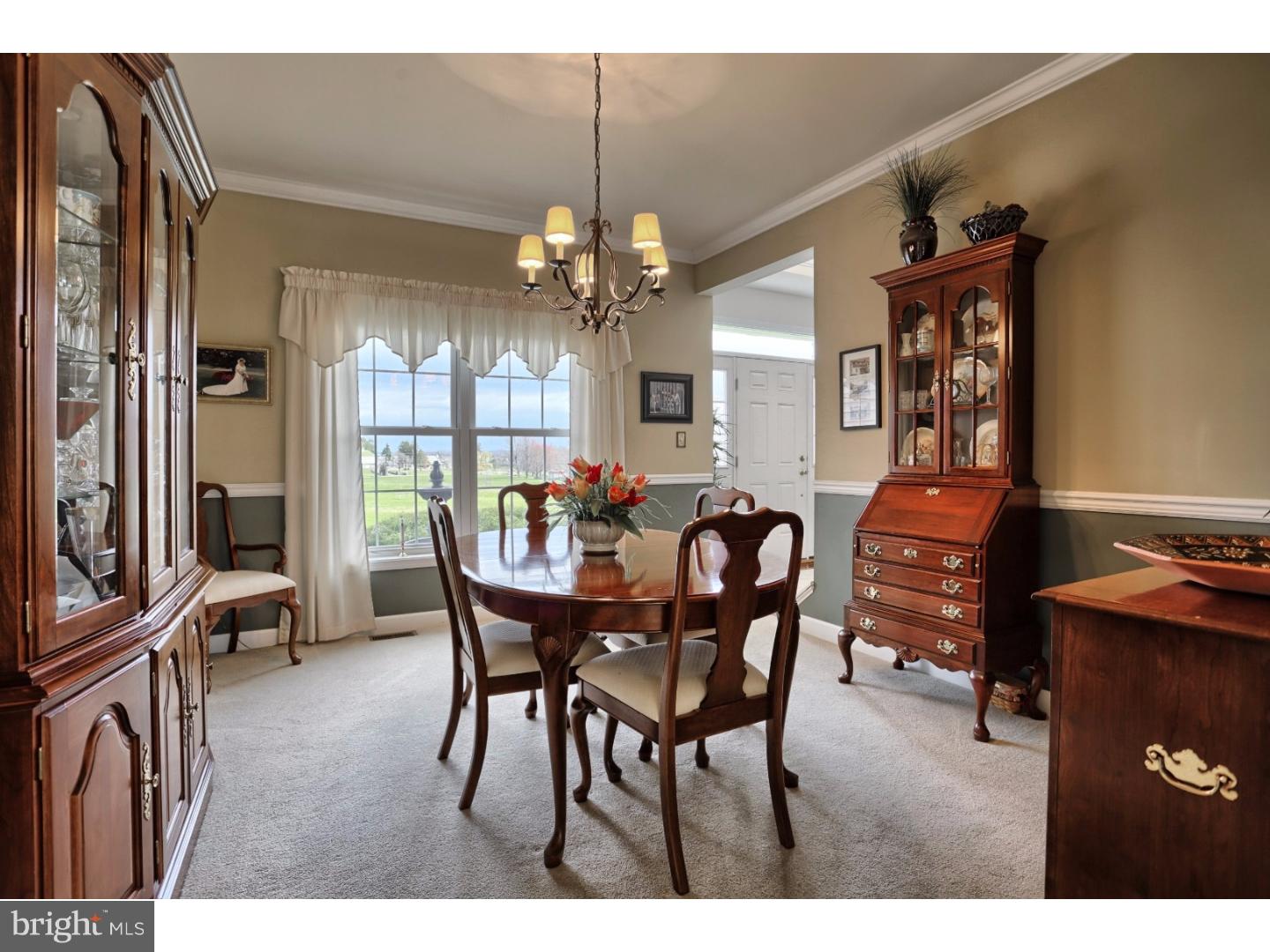 7 Jennifer Court Sinking Spring, PA 19608 - Photo 6 of 25 Dining Room
