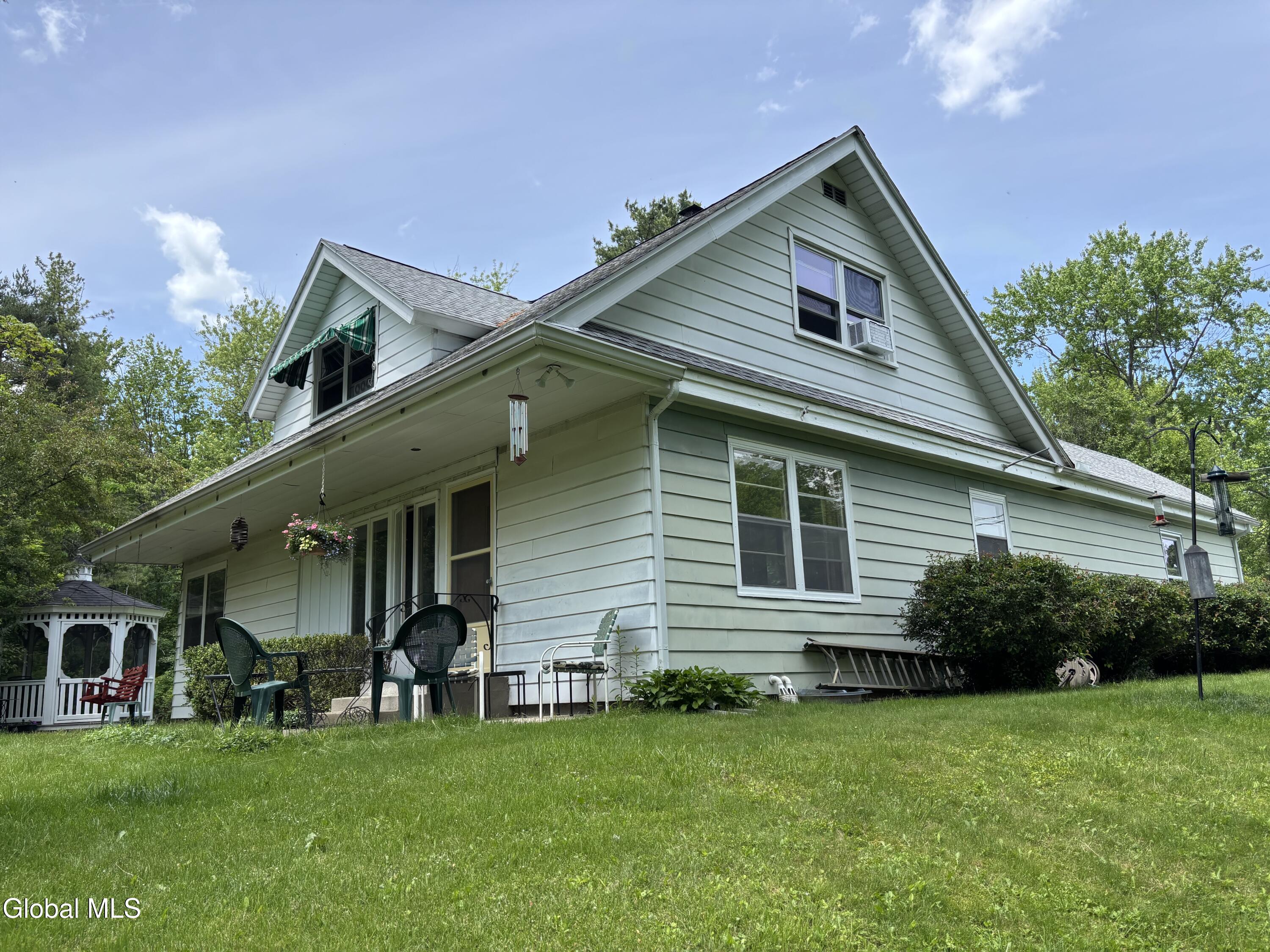 27 Rutherford Road Sand Lake, NY 12196 - Photo 2 of 41 IMG_4595