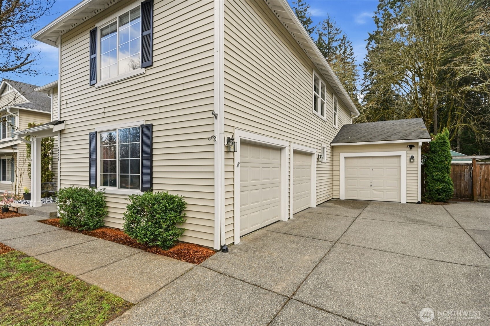 2839 Hyland Street DuPont, WA 98327 - Photo 37 of 40