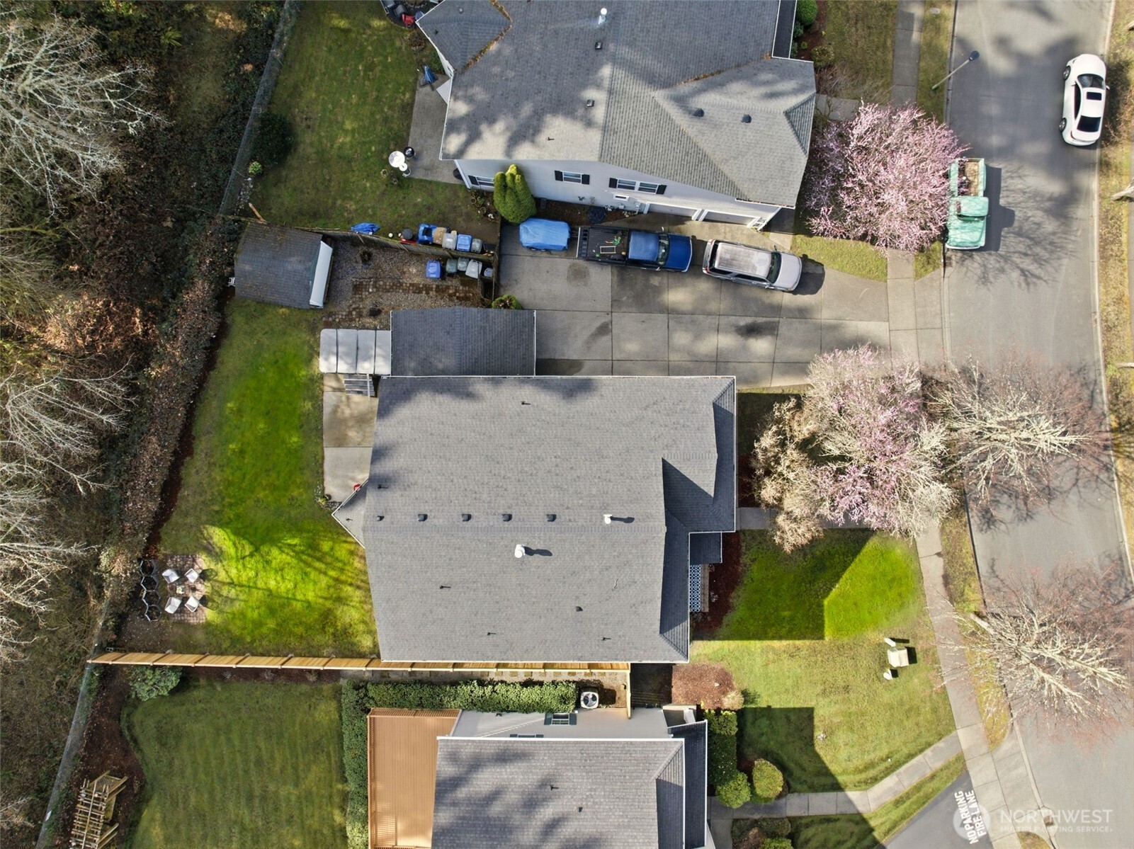 2839 Hyland Street DuPont, WA 98327 - Photo 38 of 40