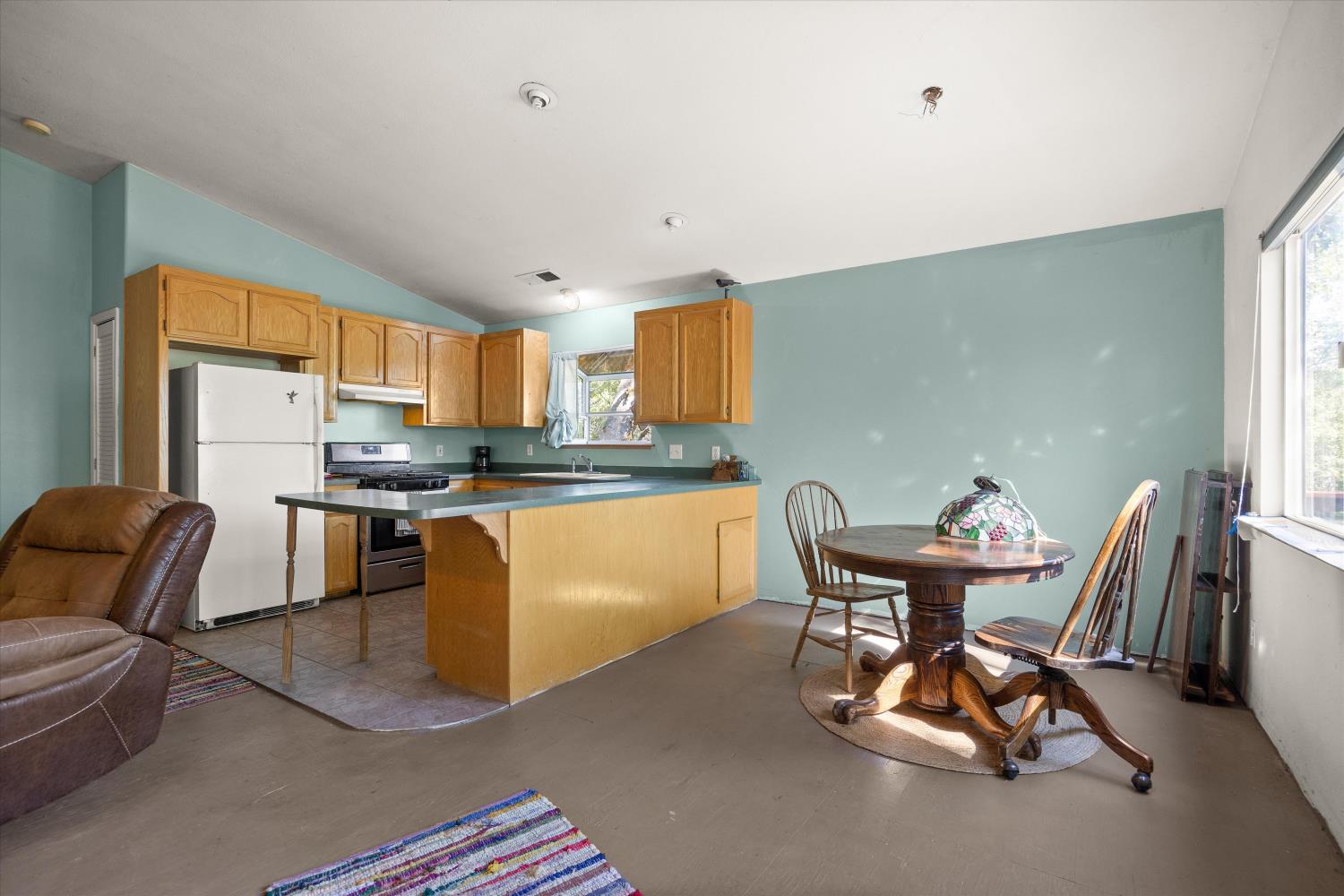4930 Papya Road Forest Ranch, CA 95942 - Photo 8 of 28 Gallery Image 8