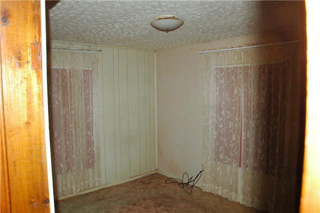 1804 Old Columbia Road Dickson, TN 37055 - Photo 4 of 9 1st Guess Bedroom has carpet