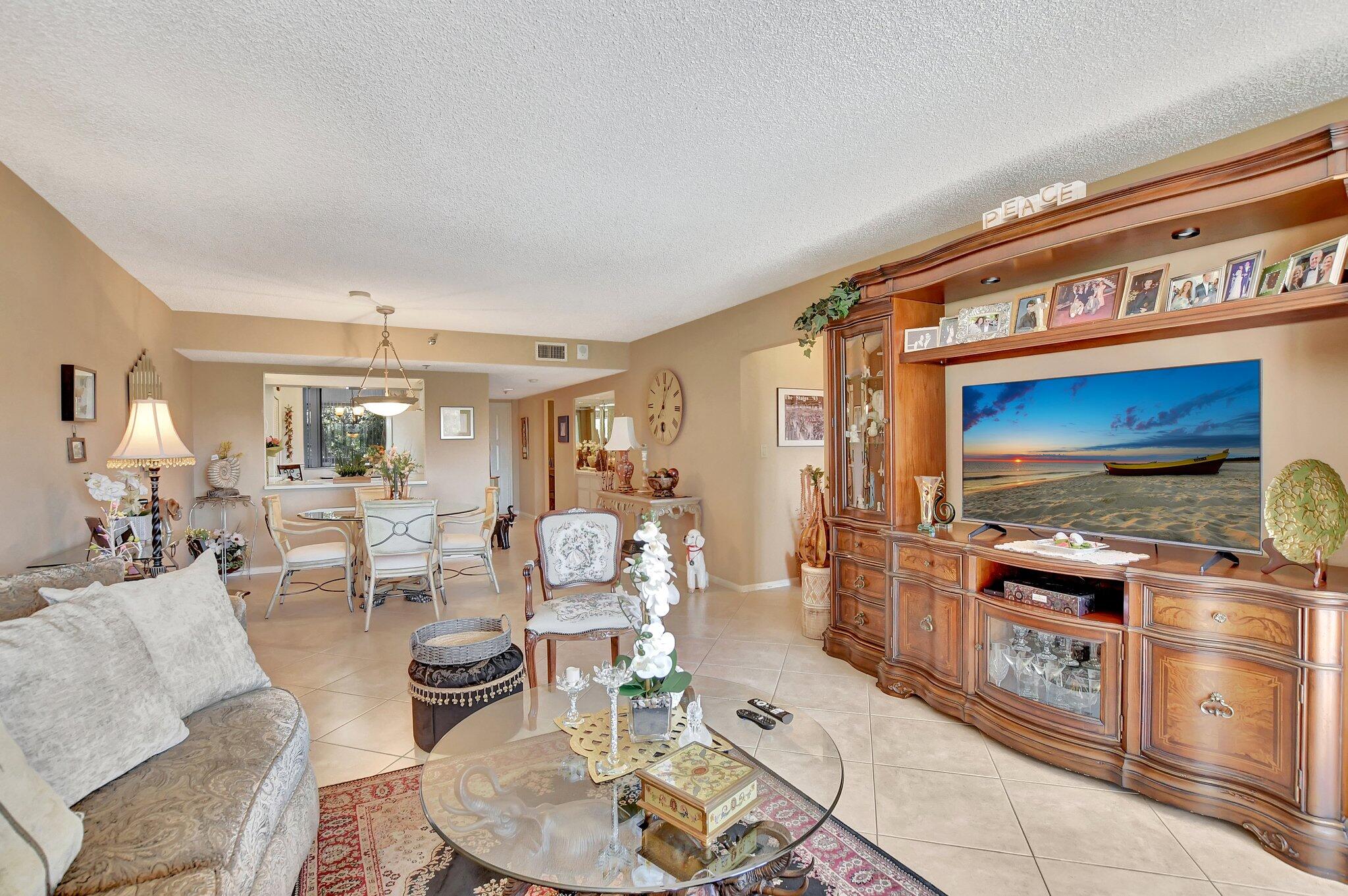 6420 Boca Del Mar Drive, Unit 303 Boca Raton, FL 33433 - Photo 12 of 35 11-web-or-mls-DSC_1331