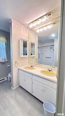 $175,000 | 1019 Election Drive, Benton, IL 62812