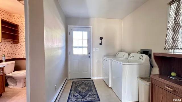 $175,000 | 1019 Election Drive, Benton, IL 62812