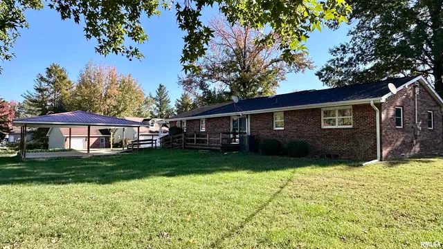 $175,000 | 1019 Election Drive, Benton, IL 62812