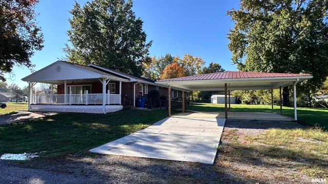 $175,000 | 1019 Election Drive, Benton, IL 62812
