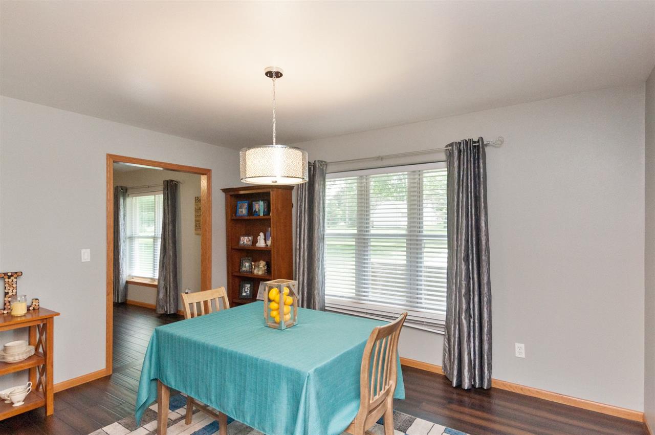 981 Cedar Crest Road Cedar Rapids, IA 52403 - Photo 6 of 26 Gallery Image 6