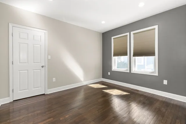 $589,000 | 108-110 Burrill Street, Unit 1, Swampscott, MA 01907