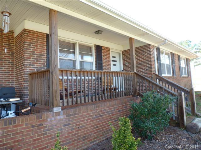 5196 Flat Creek Road Heath Springs, SC 29058 - Photo 2 of 21 Gallery Image 2