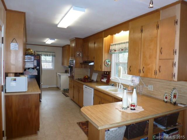 5196 Flat Creek Road Heath Springs, SC 29058 - Photo 9 of 21 Gallery Image 9