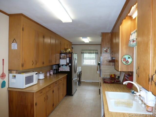 5196 Flat Creek Road Heath Springs, SC 29058 - Photo 10 of 21 Gallery Image 10