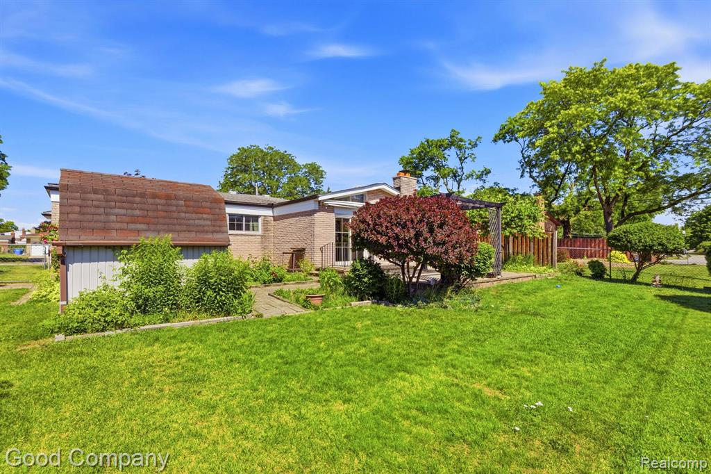 32848 Rugby Drive Warren, MI 48088 - Photo 40 of 42