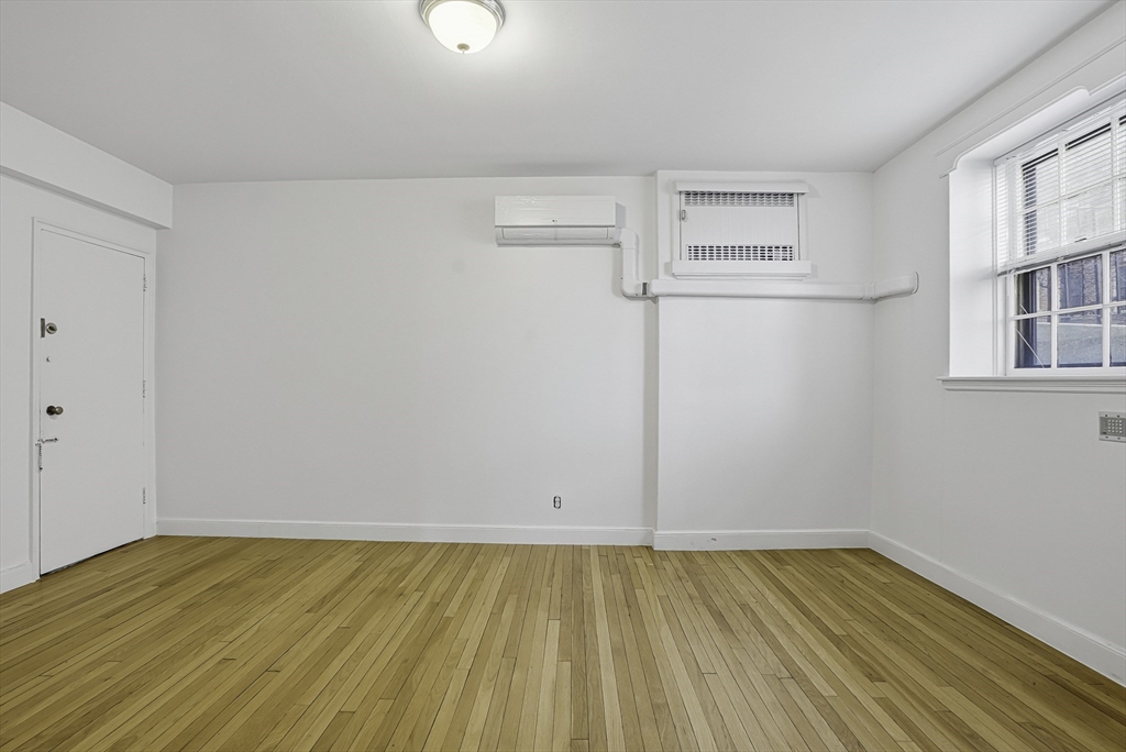 56 Elm Street, Unit 2 Worcester, MA 01609 - Photo 20 of 29