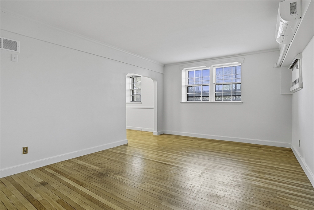 56 Elm Street, Unit 2 Worcester, MA 01609 - Photo 8 of 29