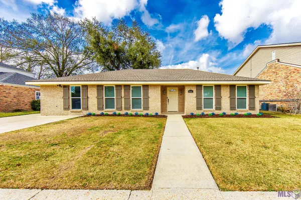 $299,000 | 805 Chene Drive, Houma, LA 70364