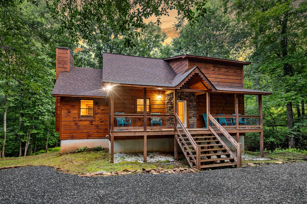 136 Windy Vly Way Blue Ridge, GA 30513 - Photo 1 of 66 Main View
