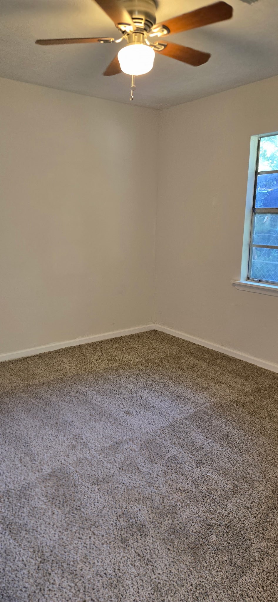 1014 North Arcola Street Angleton, TX 77515 - Photo 5 of 12