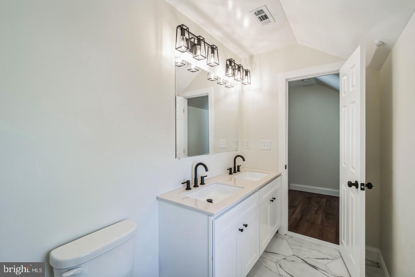 27 East Butler Avenue, Unit B Chalfont, PA 18914 - Photo 13 of 25
