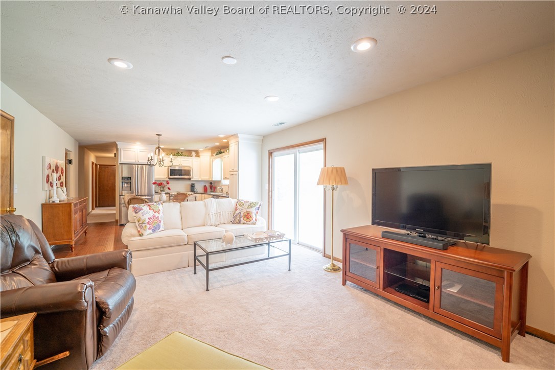 175 Woodland Forest Winfield, WV 25213 - Photo 4 of 28 Gallery Image 4