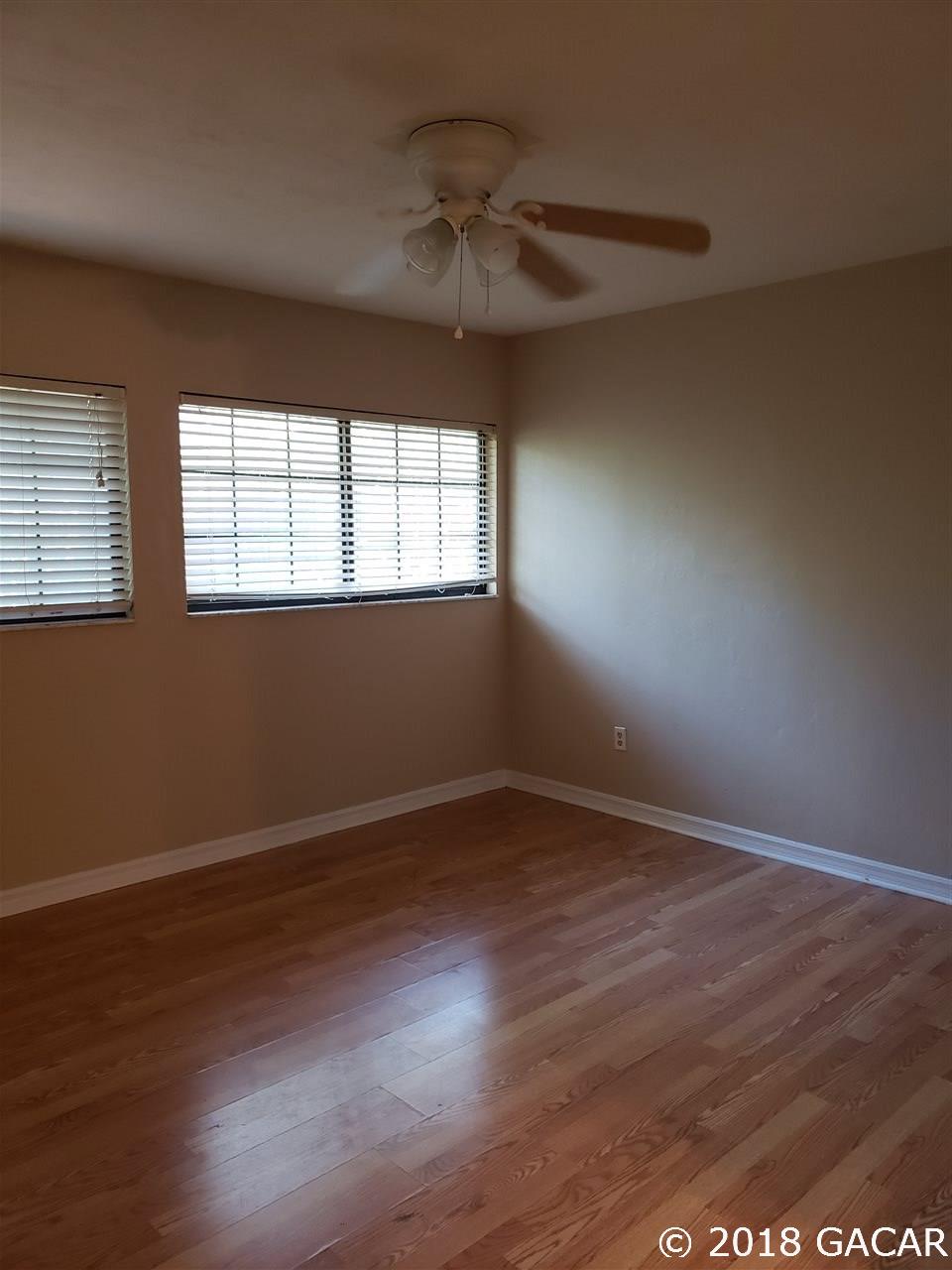 934 Southwest 56th Terrace Gainesville, FL 32607 - Photo 8 of 17